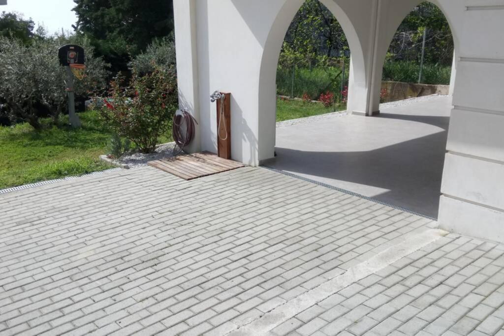 Marigeo Garden House Villa Palaiontsiflikion Exterior photo